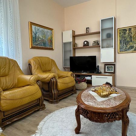 טיראנה Era'S Apartment מראה חיצוני תמונה